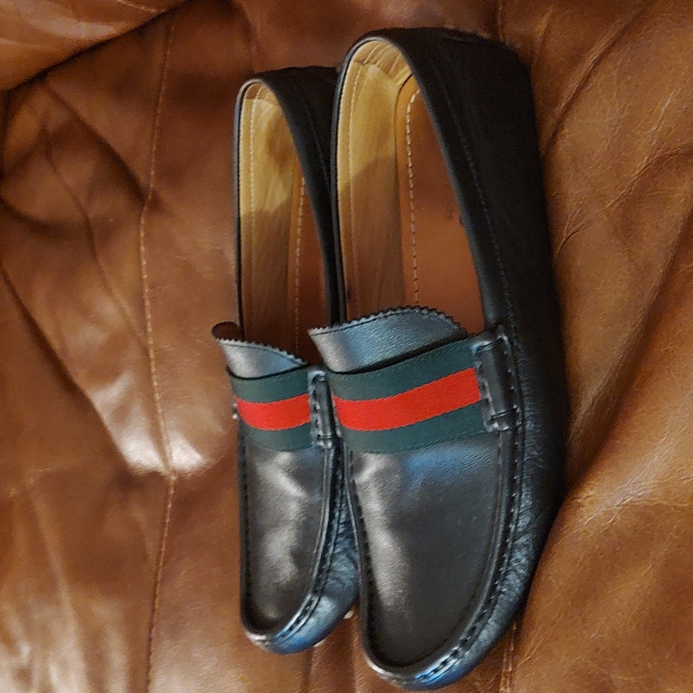 Men's Gucci Web Loafer Sz 9 Made in Italy Authentic